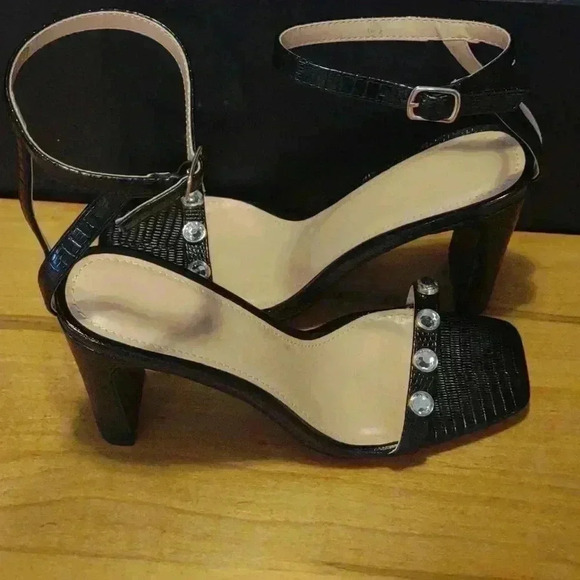 NWOT Dream Pairs high heels 👠 black size 6.5 - Picture 3 of 5